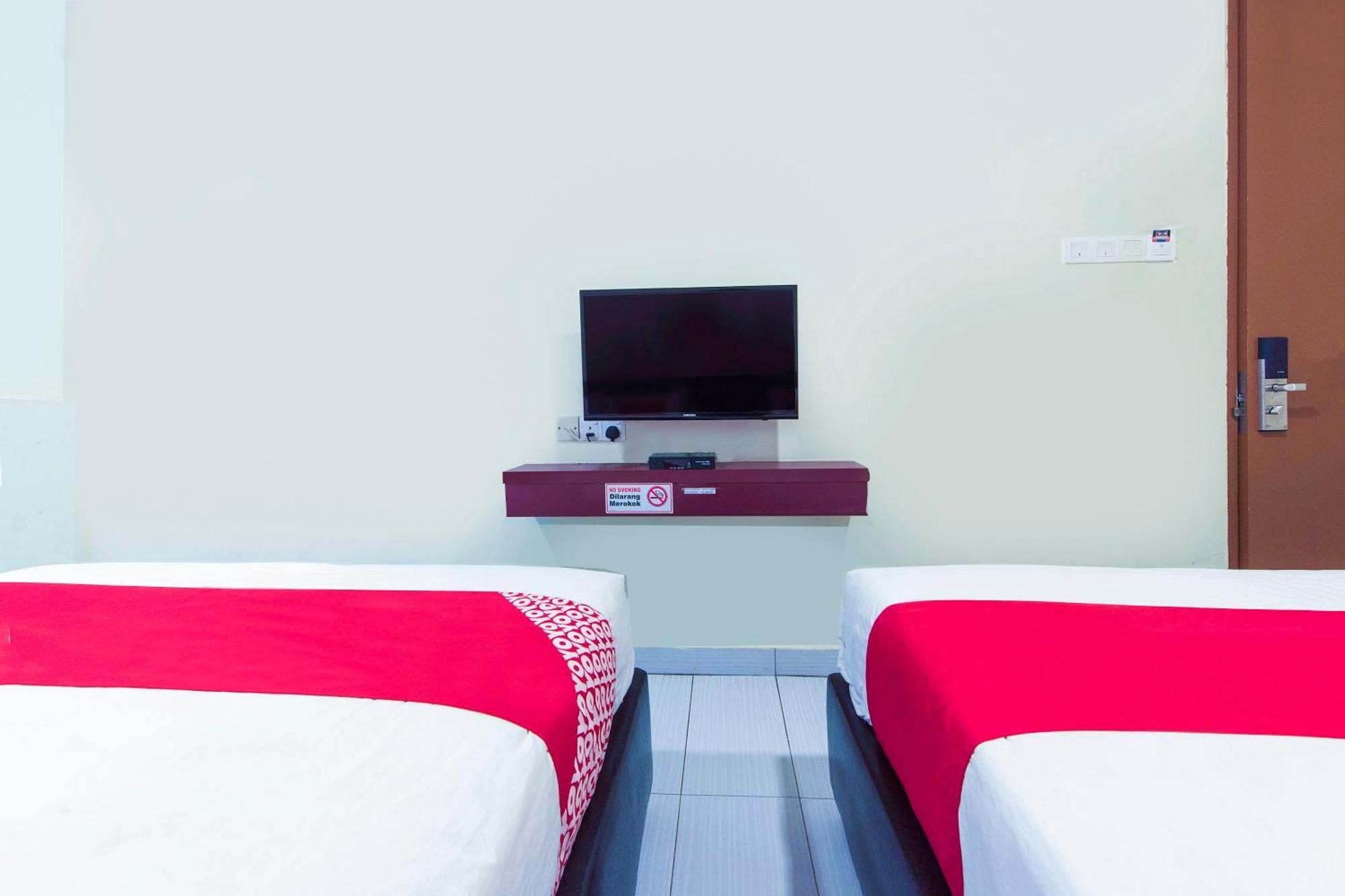 Super Oyo 90385 H3 Hotel Yong Peng Εξωτερικό φωτογραφία